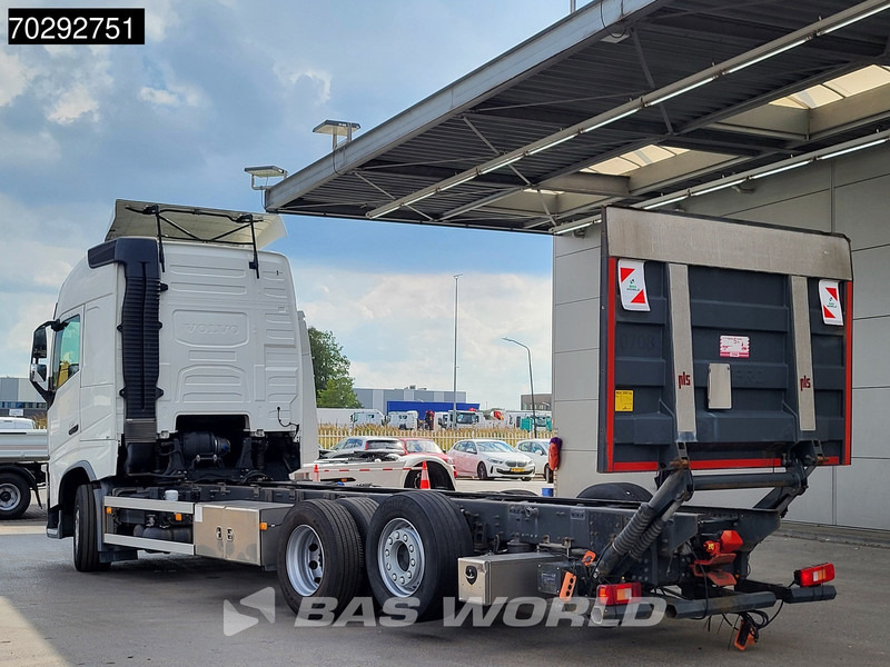 Volvo FH 460 FH 6X2 2000kg Ladebordwand Xenon DynamicSteering Automatic ACC Euro 6 - Tovornjak-šasija: slika 2 Volvo FH 460 FH 6X2 2000kg Ladebordwand Xenon DynamicSteering Automatic ACC Euro 6 - Tovornjak-šasija: slika 2