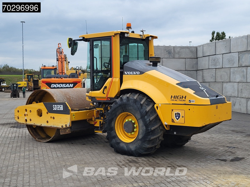 Volvo SD135 B A/C - Valjar: slika 2 Volvo SD135 B A/C - Valjar: slika 2