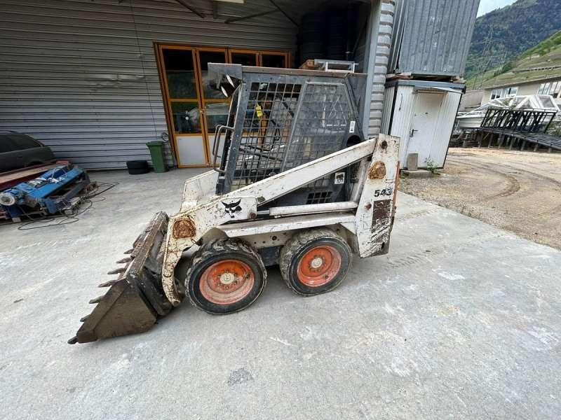 Bobcat 543 - Mini nakladalec: slika 4 Bobcat 543 - Mini nakladalec: slika 4