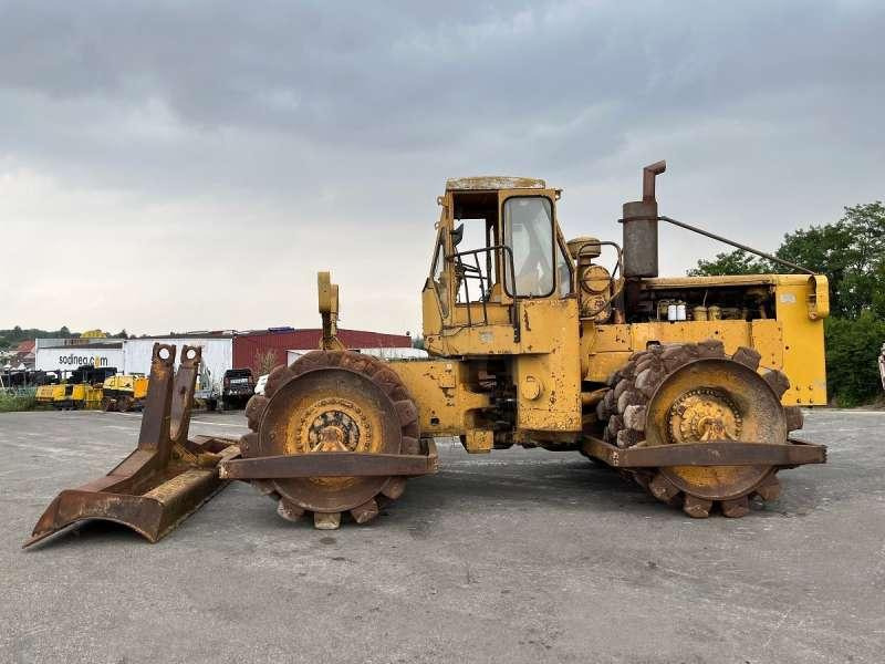 Caterpillar 825 + porte engins - Kompaktor: slika 4 Caterpillar 825 + porte engins - Kompaktor: slika 4
