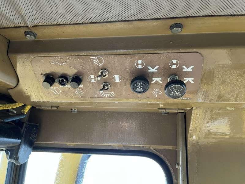 Nakladalec goseničar Caterpillar 953: slika 50