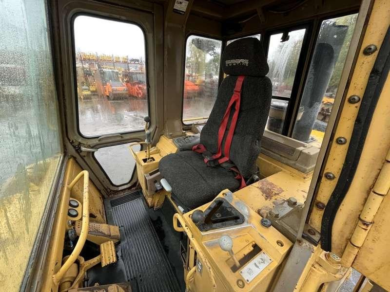 Nakladalec goseničar Caterpillar 953: slika 42