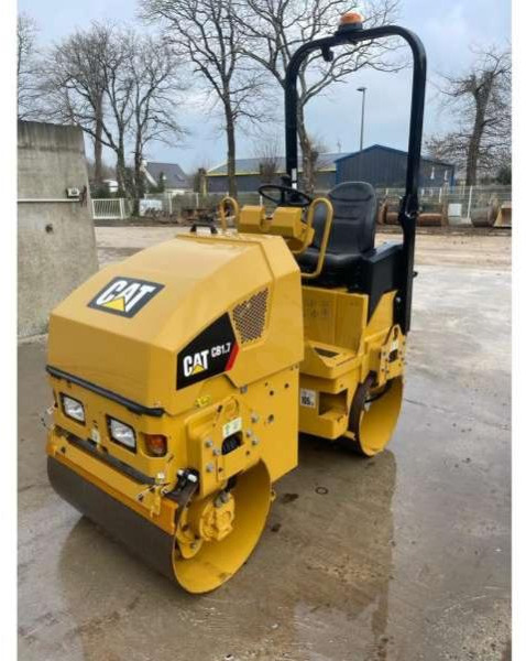 Caterpillar CB1.7 - Cestni valjar: slika 1 Caterpillar CB1.7 - Cestni valjar: slika 1