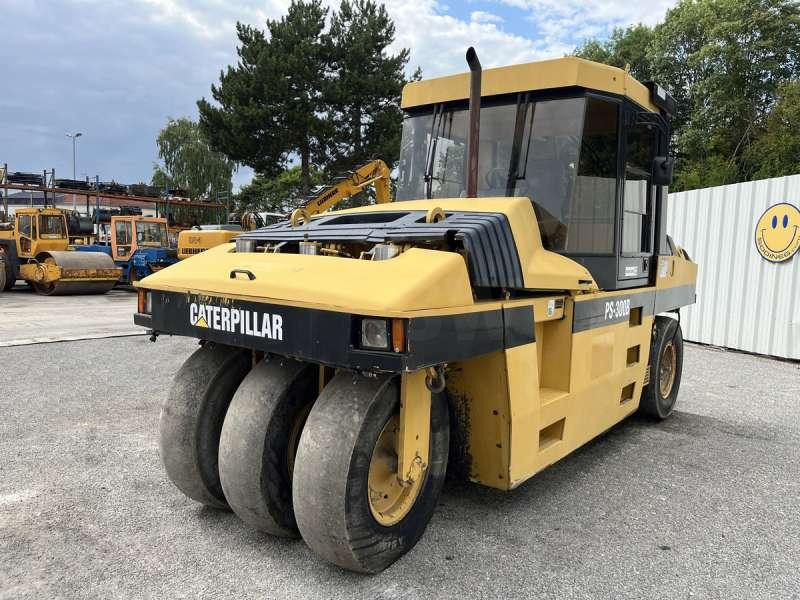 Caterpillar PS300B - Pnevmatski valjar: slika 2 Caterpillar PS300B - Pnevmatski valjar: slika 2
