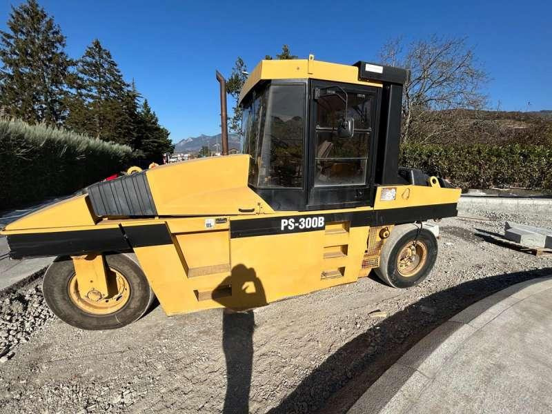 Caterpillar PS300B - Pnevmatski valjar: slika 3 Caterpillar PS300B - Pnevmatski valjar: slika 3