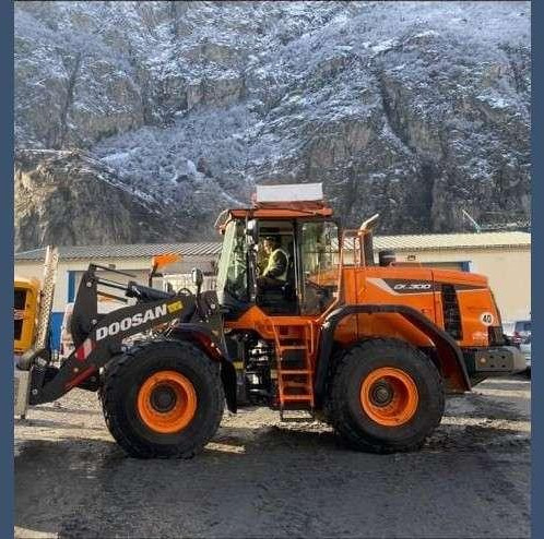 Doosan DL300 - Kolesni nakladalec: slika 4 Doosan DL300 - Kolesni nakladalec: slika 4