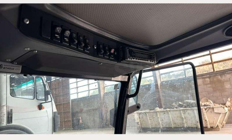 EGHOLM MASKINER 22A - Vozilo za pometanje: slika 4 EGHOLM MASKINER 22A - Vozilo za pometanje: slika 4