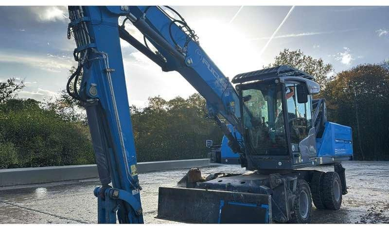 Fuchs MHL320F - Bager za prekladanje primarnih/ Sekundarnih surovin: slika 1 Fuchs MHL320F - Bager za prekladanje primarnih/ Sekundarnih surovin: slika 1