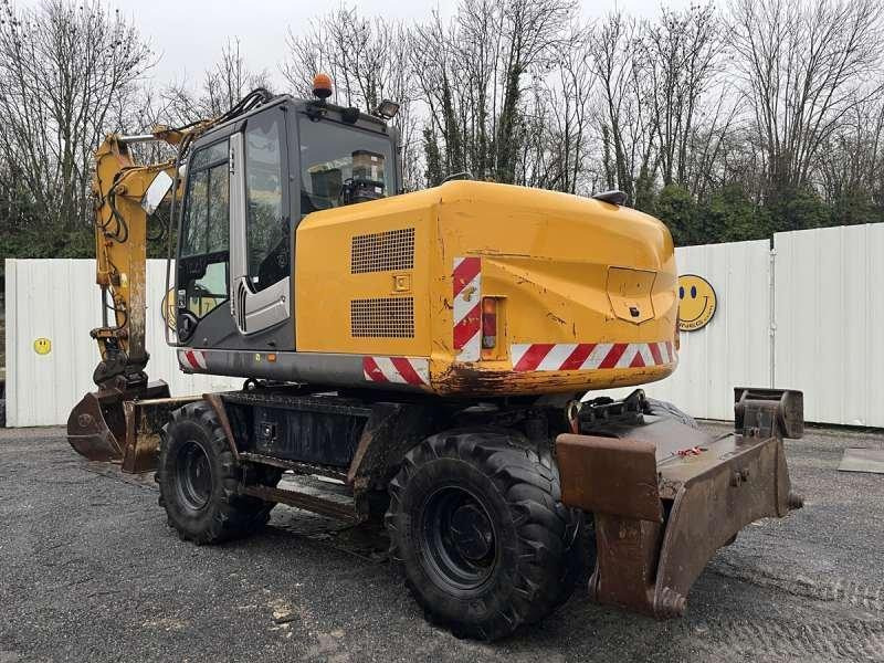 Hitachi ZX140W-3 - Bager na kolesih: slika 4 Hitachi ZX140W-3 - Bager na kolesih: slika 4