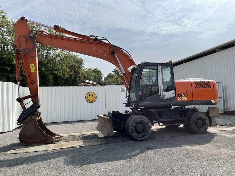 Hitachi ZX210W-3 - Bager na kolesih: slika 1 Hitachi ZX210W-3 - Bager na kolesih: slika 1