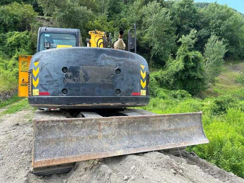 Jcb JZ140LC MACHINE SUISSE - Bager goseničar: slika 2 Jcb JZ140LC MACHINE SUISSE - Bager goseničar: slika 2