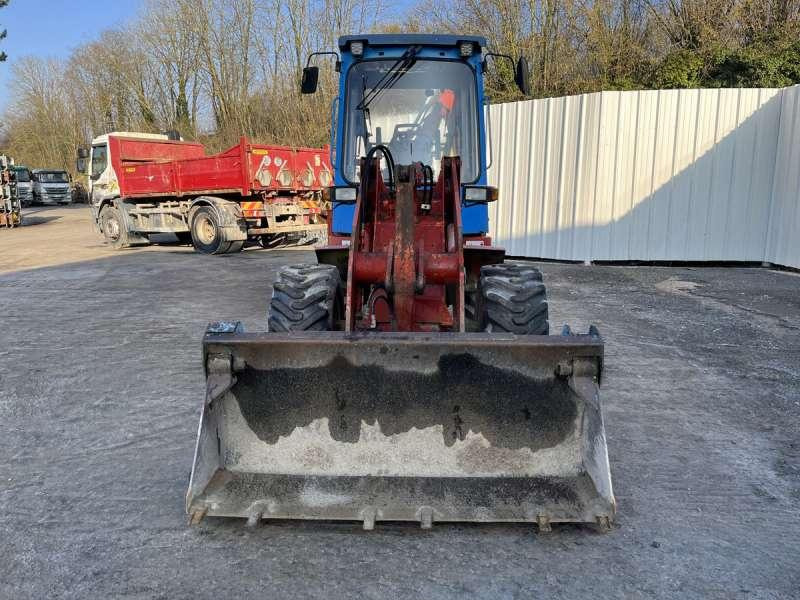 Bager nakladalec Kubota R520: slika 9