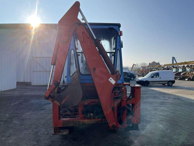 Bager nakladalec Kubota R520: slika 10