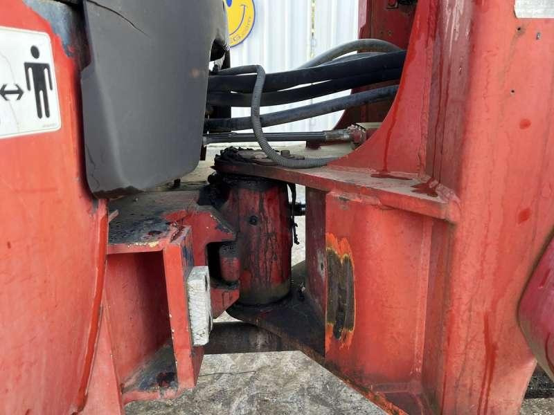 Bager nakladalec Kubota R520: slika 23