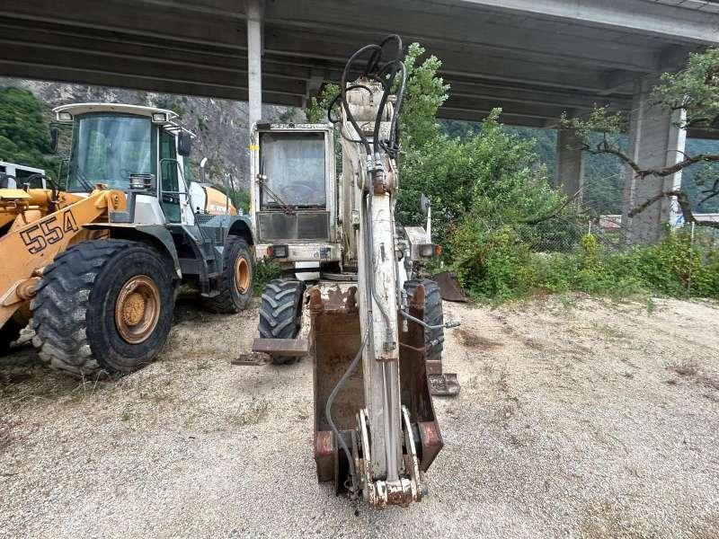 Mecalac 8CXI - Bager na kolesih: slika 4 Mecalac 8CXI - Bager na kolesih: slika 4