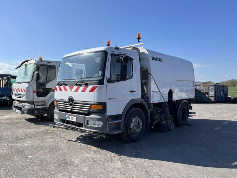 Renault 240DXI + MERCEDES 1517 - Vozilo za pometanje: slika 4 Renault 240DXI + MERCEDES 1517 - Vozilo za pometanje: slika 4