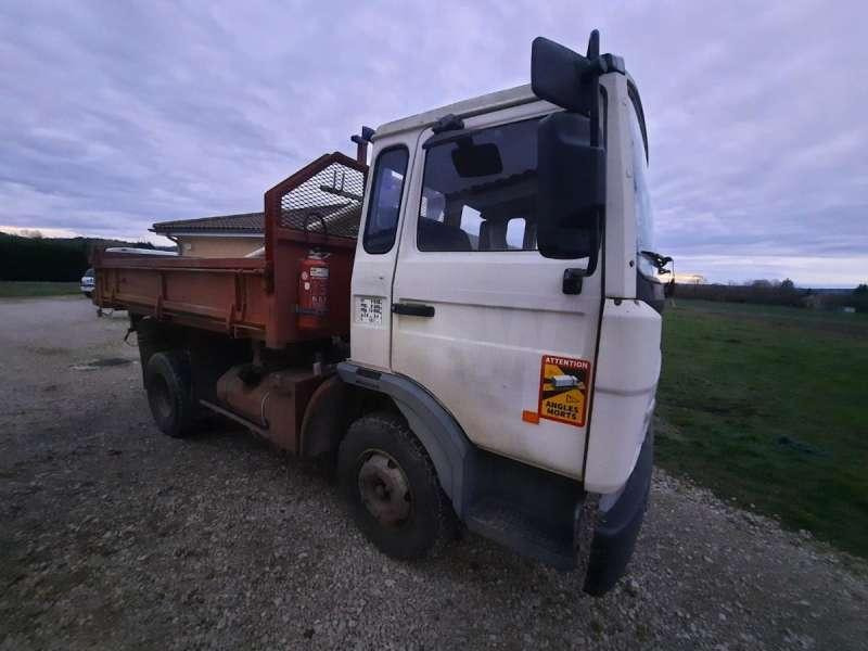 Renault 4X2 - Tovornjak prekucnik: slika 2 Renault 4X2 - Tovornjak prekucnik: slika 2