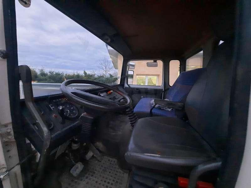 Renault 4X2 - Tovornjak prekucnik: slika 5 Renault 4X2 - Tovornjak prekucnik: slika 5