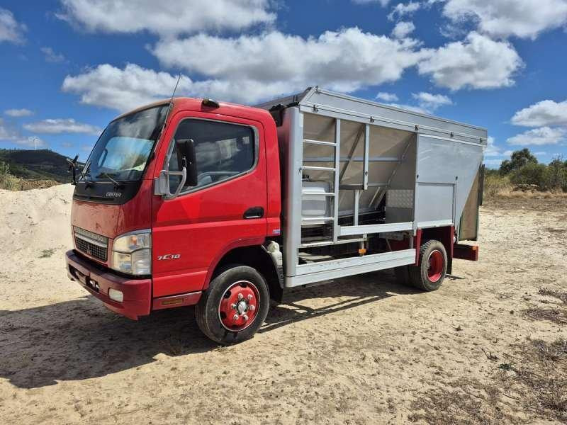 Mitsubishi FUSO CANTER 7C18 - Tovornjak: slika 1 Mitsubishi FUSO CANTER 7C18 - Tovornjak: slika 1