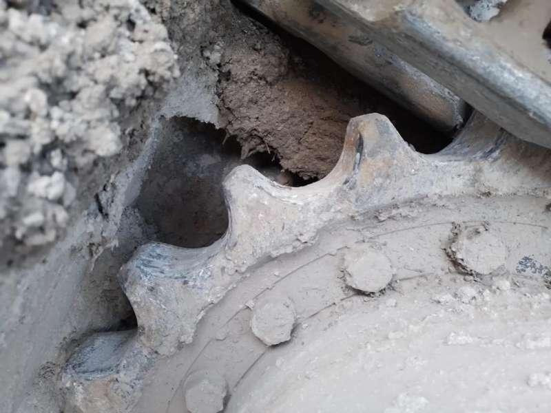 Bager goseničar Volvo ECR235DL: slika 16