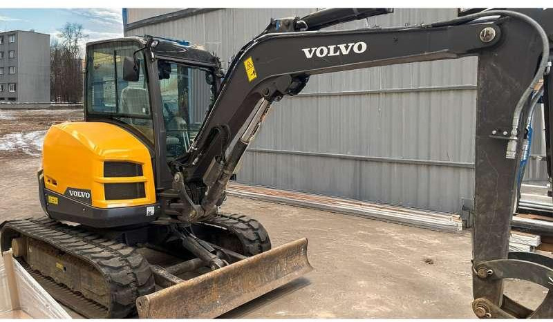 Volvo ECR50D - Mini bager: slika 1 Volvo ECR50D - Mini bager: slika 1