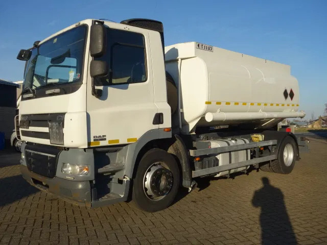 DAF CF 360 13000 LITER MANUAL GEARBOX EURO5 - Tovornjak cisterna: slika 1 DAF CF 360 13000 LITER MANUAL GEARBOX EURO5 - Tovornjak cisterna: slika 1