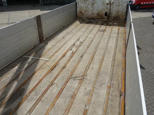 DAF CF 360 6X4 MANUAL GEAR STEELSPRINGS 18,5 TON PALFINKER - Tovornjak s kesonom, Tovornjak z dvigalom: slika 4 DAF CF 360 6X4 MANUAL GEAR STEELSPRINGS 18,5 TON PALFINKER - Tovornjak s kesonom, Tovornjak z dvigalom: slika 4