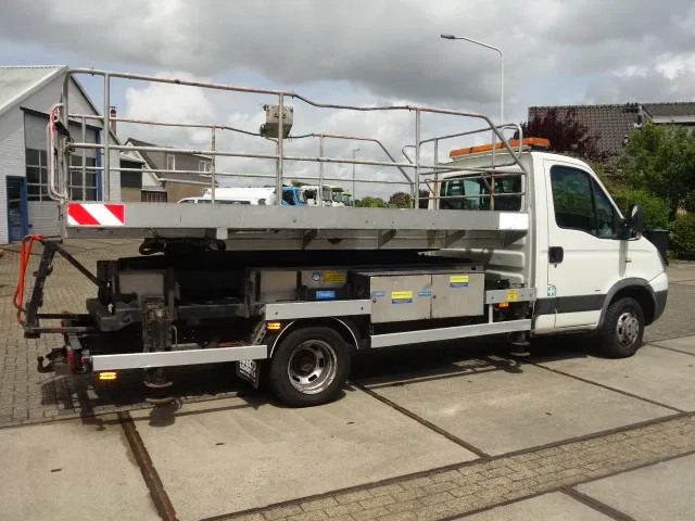 Iveco Daily 40C15 SKY WORKER PLATFORM - Dostavno vozilo: slika 3 Iveco Daily 40C15 SKY WORKER PLATFORM - Dostavno vozilo: slika 3