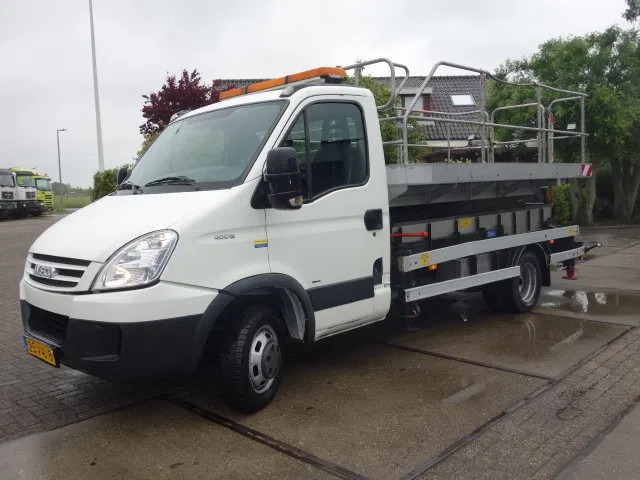 Iveco Daily 40C15 SKY WORKER PLATFORM - Dostavno vozilo: slika 2 Iveco Daily 40C15 SKY WORKER PLATFORM - Dostavno vozilo: slika 2