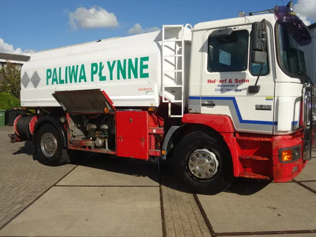 MAN 19-264 manual fuelpump 13500 liter,6 cil - Tovornjak cisterna: slika 5 MAN 19-264 manual fuelpump 13500 liter,6 cil - Tovornjak cisterna: slika 5