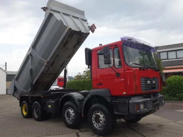 MAN FE 410 8x4 kipper,manual feulpomp,steel kipper - Tovornjak prekucnik: slika 2 MAN FE 410 8x4 kipper,manual feulpomp,steel kipper - Tovornjak prekucnik: slika 2