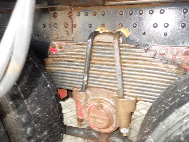 MAN FE 410 8x4 kipper,manual feulpomp,steel kipper - Tovornjak prekucnik: slika 4 MAN FE 410 8x4 kipper,manual feulpomp,steel kipper - Tovornjak prekucnik: slika 4