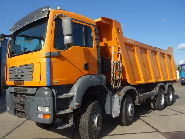 MAN TGA 41-440 8X6 MANUAL GEARBOX 22M3 MEILLER TIPPER - Tovornjak prekucnik: slika 3 MAN TGA 41-440 8X6 MANUAL GEARBOX 22M3 MEILLER TIPPER - Tovornjak prekucnik: slika 3