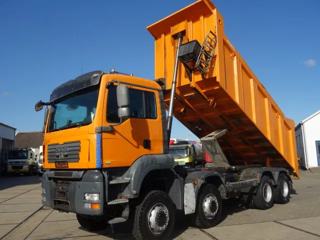 MAN TGA 41-440 8X6 MANUAL GEARBOX 22M3 MEILLER TIPPER - Tovornjak prekucnik: slika 1 MAN TGA 41-440 8X6 MANUAL GEARBOX 22M3 MEILLER TIPPER - Tovornjak prekucnik: slika 1
