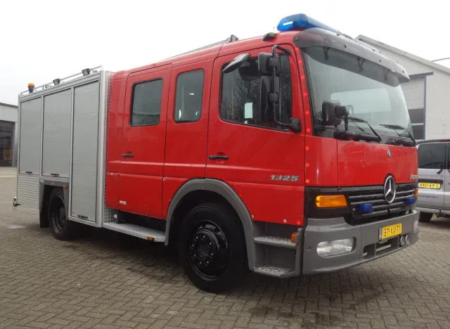 Mercedes-Benz 1325 godiva pump bomberos - Gasilsko vozilo: slika 3 Mercedes-Benz 1325 godiva pump bomberos - Gasilsko vozilo: slika 3