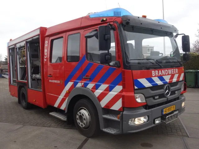 Mercedes-Benz Atego 1426 ZIEGLER 2000 LITER EURO 5 - Gasilsko vozilo: slika 2 Mercedes-Benz Atego 1426 ZIEGLER 2000 LITER EURO 5 - Gasilsko vozilo: slika 2