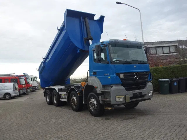 Mercedes-Benz Axor 3243 8X4 - Tovornjak prekucnik: slika 1 Mercedes-Benz Axor 3243 8X4 - Tovornjak prekucnik: slika 1