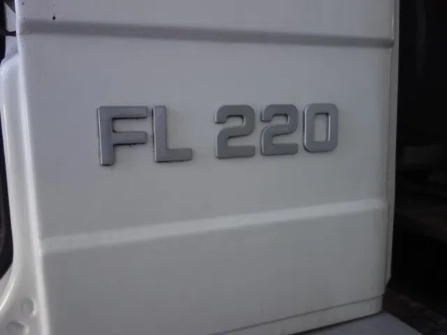 Volvo FL 240 220PK 12000 LITER STEELSPRINGS - Tovornjak cisterna: slika 5 Volvo FL 240 220PK 12000 LITER STEELSPRINGS - Tovornjak cisterna: slika 5