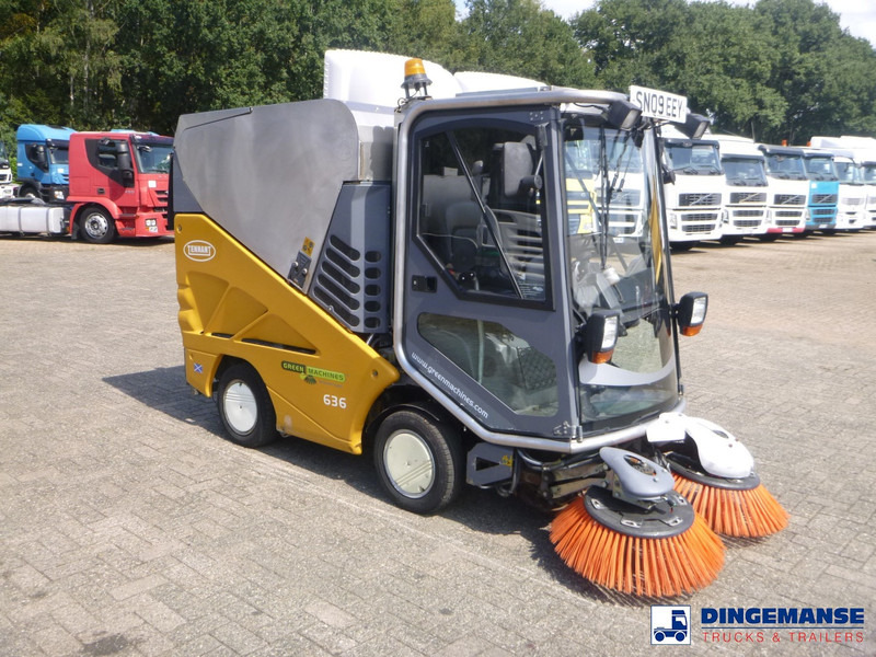 Applied sweeper Green machine 636 - Vozilo za pometanje: slika 2 Applied sweeper Green machine 636 - Vozilo za pometanje: slika 2