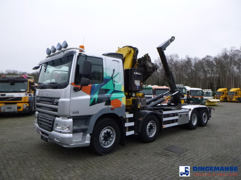DAF CF 85.410 8x2 Hyva container hook + crane - Tovornjak z dvigalom: slika 1 DAF CF 85.410 8x2 Hyva container hook + crane - Tovornjak z dvigalom: slika 1