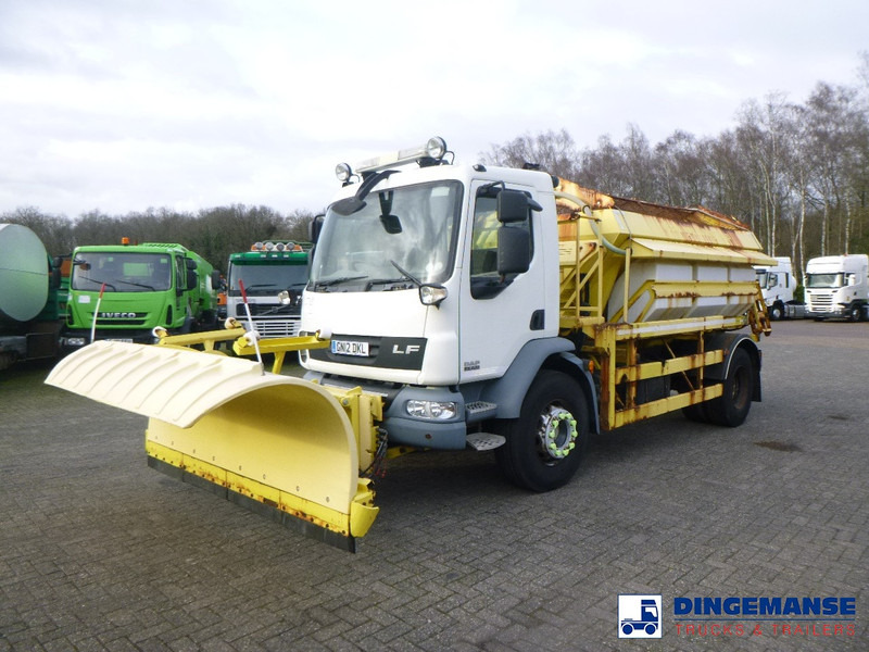 DAF LF 55.220 4X2 RHD salt spreader / gritter - Vozilo za zimsko službo: slika 1 DAF LF 55.220 4X2 RHD salt spreader / gritter - Vozilo za zimsko službo: slika 1