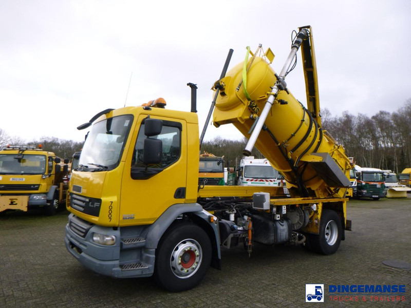DAF LF 55.220 4X2 Whale vacuum tank 8.1 m3 - Vakuumski tovornjak: slika 1 DAF LF 55.220 4X2 Whale vacuum tank 8.1 m3 - Vakuumski tovornjak: slika 1