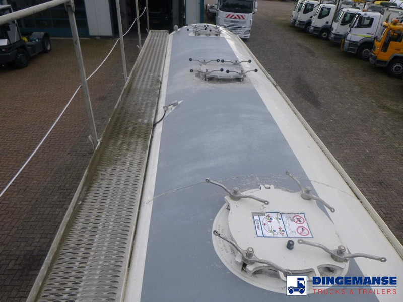 Polprikolica cisterna Feldbinder Powder tank alu 40 m3 / 1 comp + compressor: slika 19 Polprikolica cisterna Feldbinder Powder tank alu 40 m3 / 1 comp + compressor: slika 19