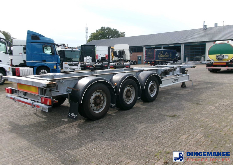 Fliegl 3-axle container trailer 45 ft - Kontejnerska polprikolica/ Polprikolica z zamenljivim tovoriščem: slika 4 Fliegl 3-axle container trailer 45 ft - Kontejnerska polprikolica/ Polprikolica z zamenljivim tovoriščem: slika 4