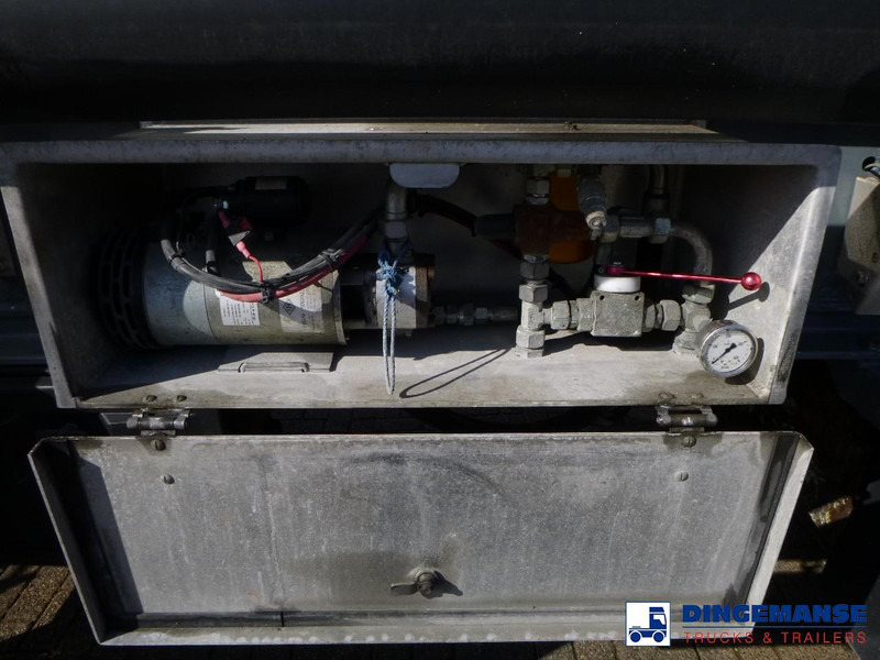 Gofa Powder tank alu 58 m3 (tipping) - Polprikolica cisterna: slika 5 Gofa Powder tank alu 58 m3 (tipping) - Polprikolica cisterna: slika 5