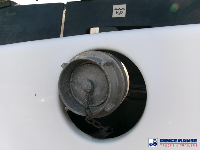 Johnston C202 compact street sweeper - Vozilo za pometanje: slika 5 Johnston C202 compact street sweeper - Vozilo za pometanje: slika 5