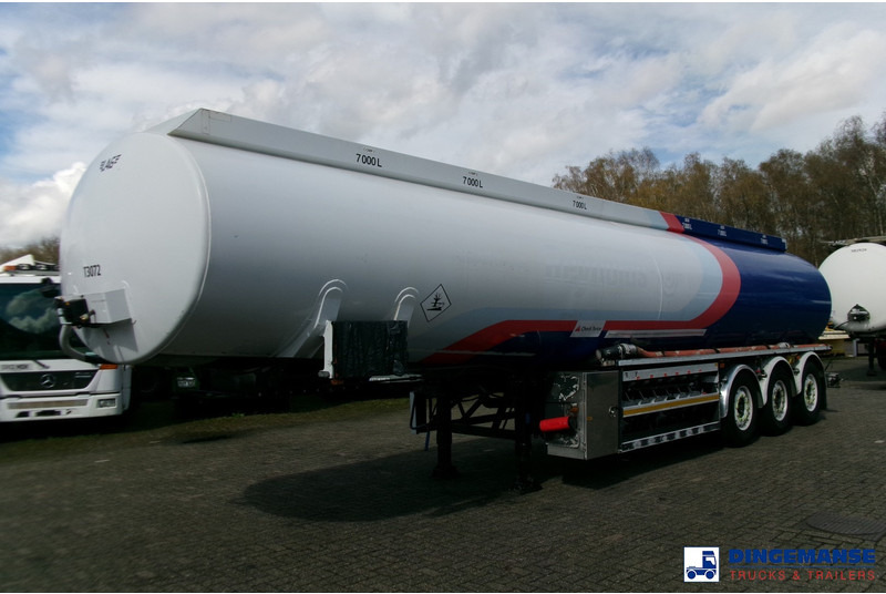 LAG Fuel tank alu 44.5 m3 / 6 comp + pump - Polprikolica cisterna: slika 1 LAG Fuel tank alu 44.5 m3 / 6 comp + pump - Polprikolica cisterna: slika 1