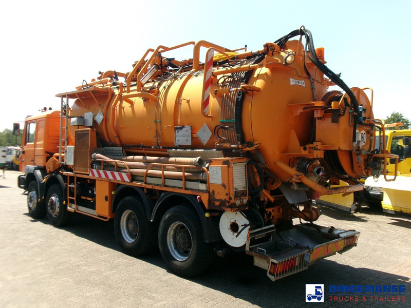 MAN 41.463 8x4 Euro 2 vacuum tank ADR 15 m3 / 2 comp - Vakuumski tovornjak: slika 3 MAN 41.463 8x4 Euro 2 vacuum tank ADR 15 m3 / 2 comp - Vakuumski tovornjak: slika 3