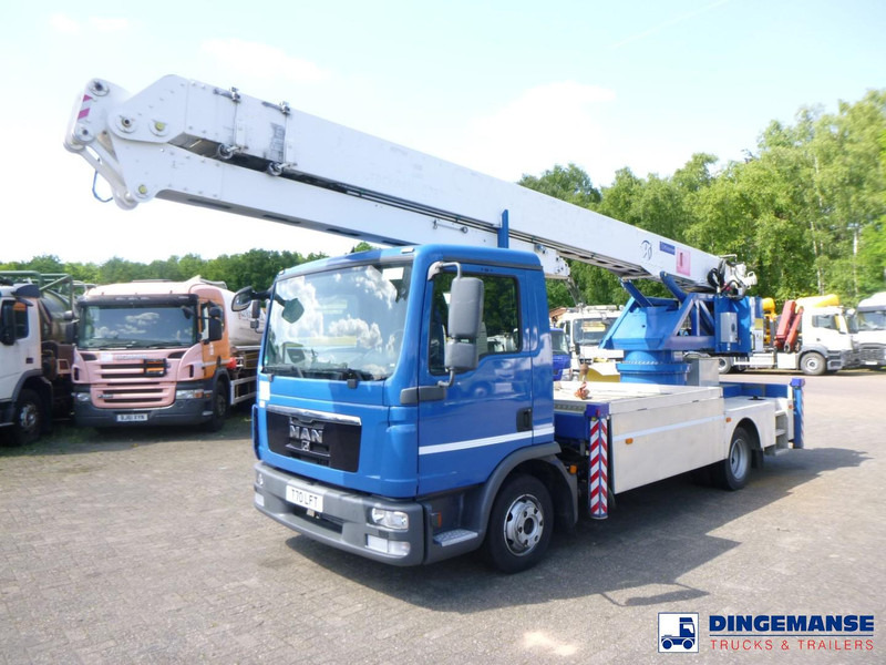 MAN TGL 7.180 4x2 + Klaas K25-30 crane - Tovornjak z dvigalom: slika 1 MAN TGL 7.180 4x2 + Klaas K25-30 crane - Tovornjak z dvigalom: slika 1