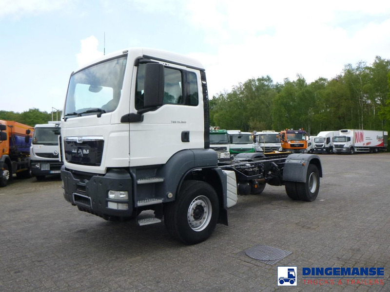 MAN TGS 19.360 4X2 BBS manual Euro 2 chassis + PTO - Tovornjak-šasija: slika 1 MAN TGS 19.360 4X2 BBS manual Euro 2 chassis + PTO - Tovornjak-šasija: slika 1